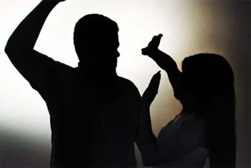 Mulher sofre agressão após recusar pagamento por serviço em Penedo