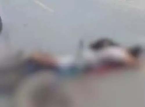 Homem é Executado a Tiros na Cabeça em Praça Pública durante o Dia