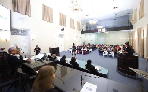 Debate sobre o impacto das enfermidades cardíacas femininas na mortalidade global