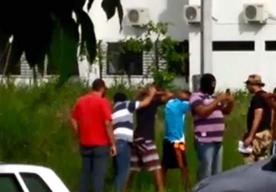 Trio com atitude suspeita é abordado em campus da Ufal