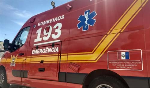 Mulher de 45 anos sofre ferimentos graves após colisão com portão em União dos Palmares