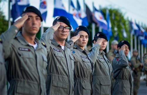 Reconhecimento e Promoções: Polícia Militar de Alagoas Celebra 193 Anos de Serviço