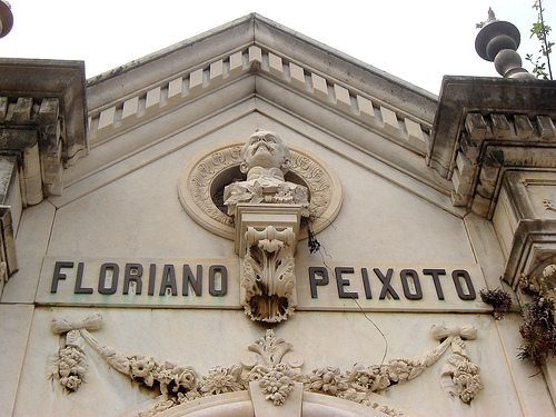 Feriado de Floriano Peixoto fecha diversos órgãos públicos em AL