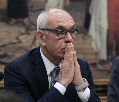 Conselho da Vale decide afastar presidente Schvartsman e outros executivos, diz fonte