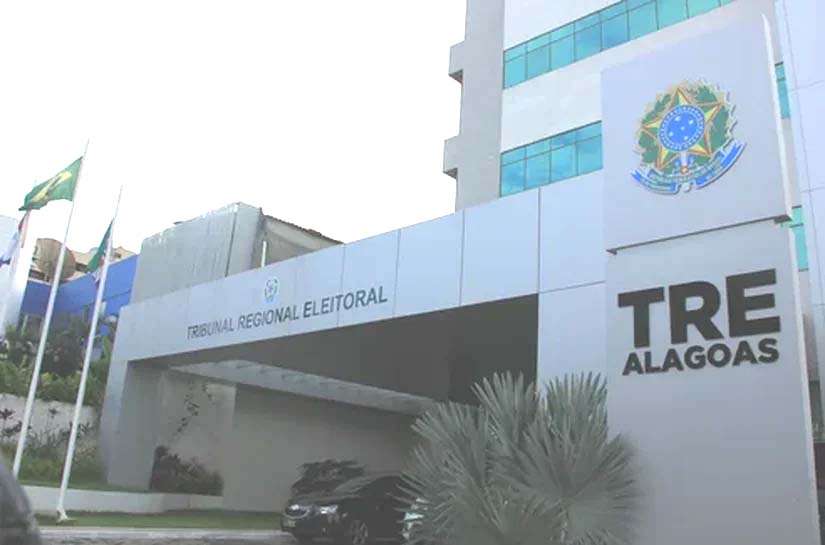 É falsa mensagem de cobrança para dar baixa no CNPJ de campanha