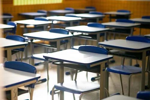 Abandono do ensino médio na rede pública mais que dobra em 2021