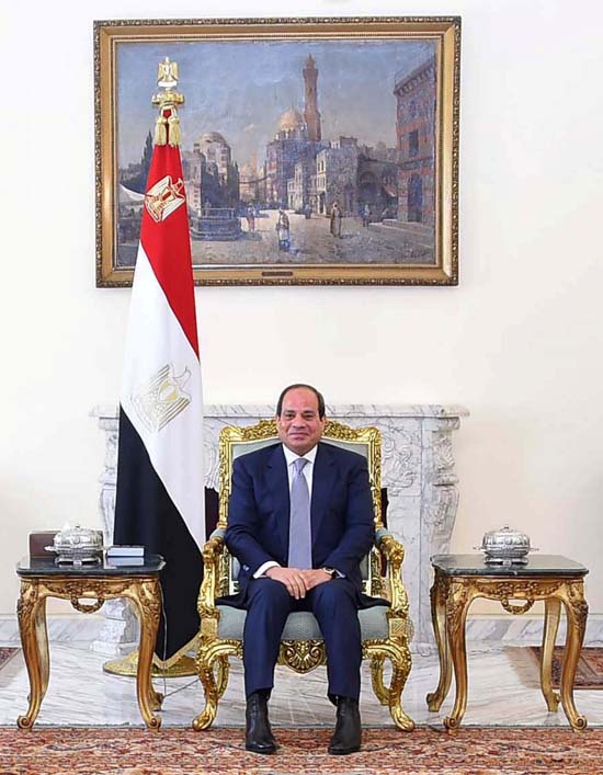 Egito sentencia à morte 75 pessoas