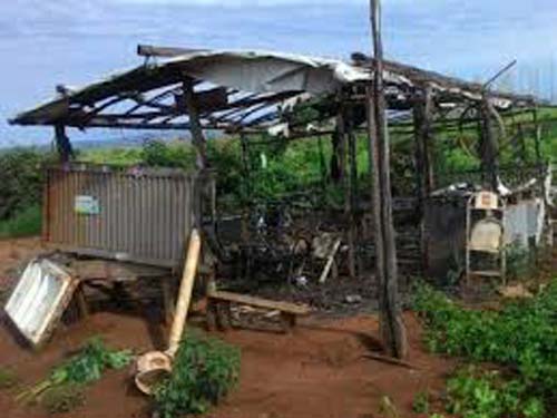 Moradores ateiam fogo em alojamento de contaminados na Bahia