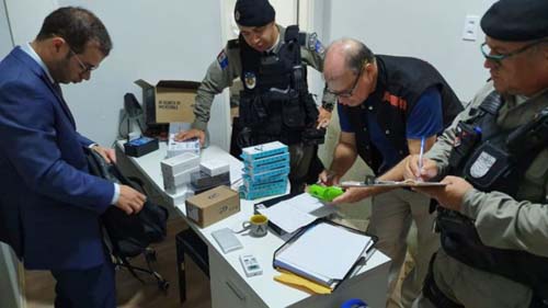 Operação fruto proibido apreendeu R$ 123 mil em espécie, além de moedas estrangeiras