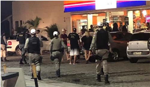 Operação da Polícia Militar fiscaliza 5 postos de Combustível, em Maceió