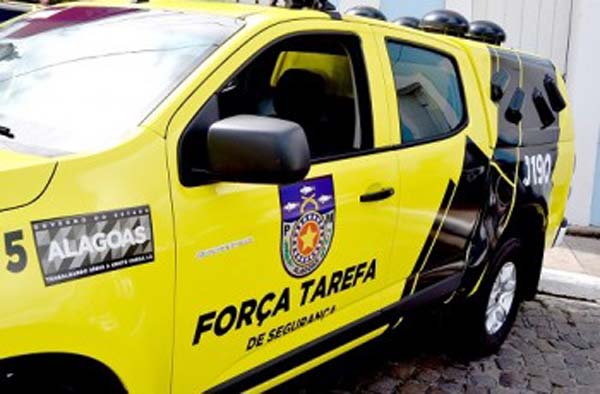 Corpo de mulher é encontrado em cova rasa na parte alta de Maceió