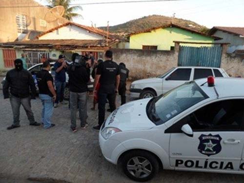 Operação termina com 10 presos e dois menores apreendidos