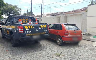 PRF prende homem por receptação e recupera veículo