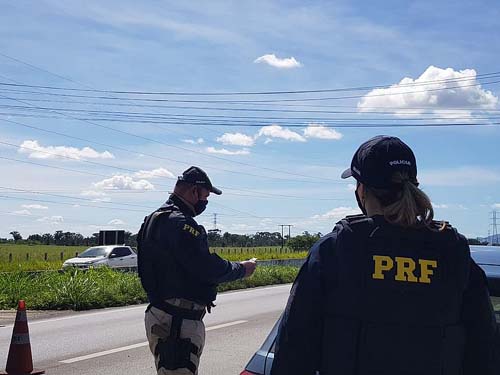 Oito pessoas são presas pela PRF durante o feriado da Semana Santa em AL