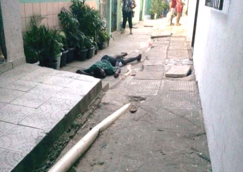 Jovem é assassinado a tiros no bairro do Jacintinho