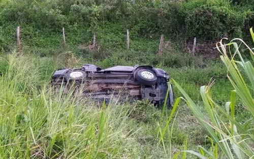 Empresária de Arapiraca morre após capotamento na BR-101, em Pernambuco