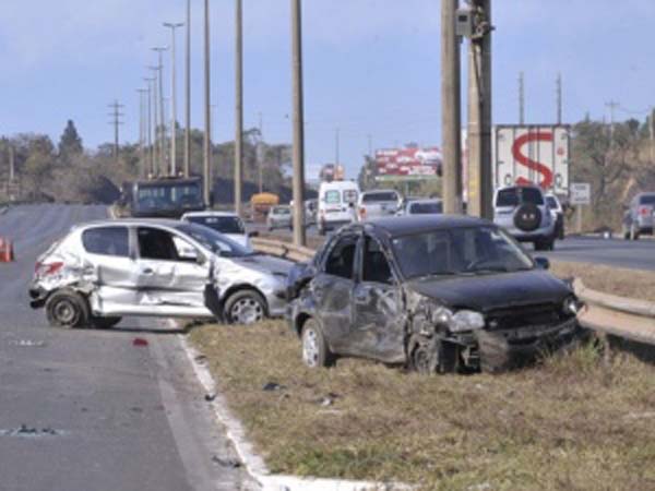 Acidentes de trânsito fazem quase 150 vítimas no fim de semana em Alagoas