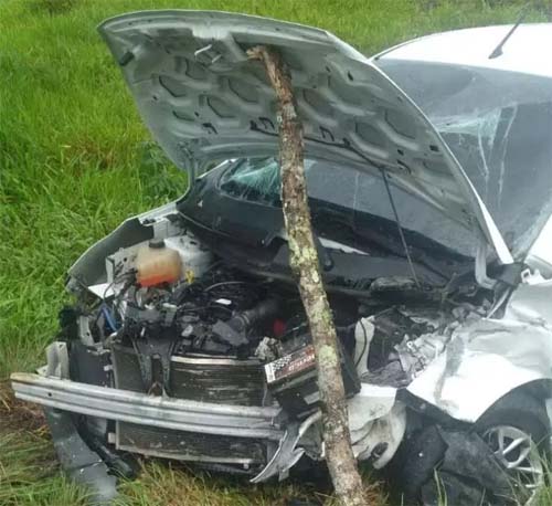 Pistas molhadas e baixa visibilidade causam série de acidentes em AL; um morto e três feridos