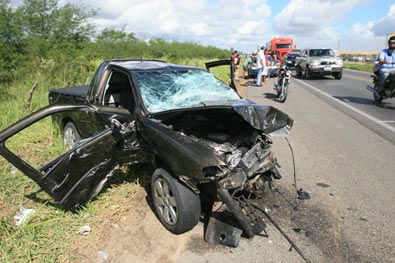 Acidente de trânsito mata dois jovens em Marechal Deodoro