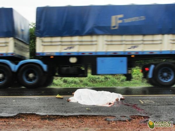 PRF proíbe carretas em trecho da BR-101 para reduzir acidentes durante o carnaval