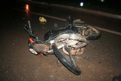 Comerciário morre ao cair de moto