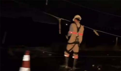 Vereador sofre acidente e colide com poste em rodovia de Alagoas
