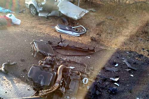 Batida entre carro e carreta deixa três mortos e outros três feridos em Delmiro Gouveia