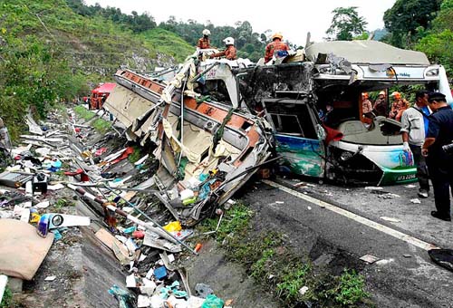 Grave acidente deixa um morto e feridos em São Sebastião