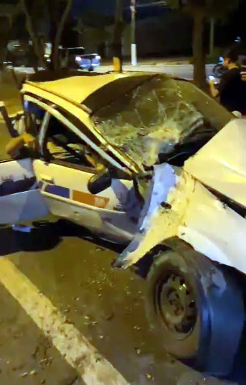 Capotamento da Durval de Góes Monteiro deixa um morto e três feridos; 1 grave