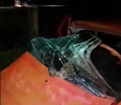 Acidente destrói carro e deixa um gravemente ferido na BR 104
