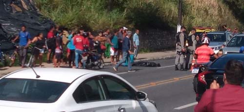 Acidente de moto deixa mulher morta na Leste-Oeste, em Maceió