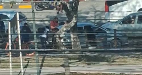 Colisão em Maceió: Caminhão invade sinal fechado e atinge veículo com crianças