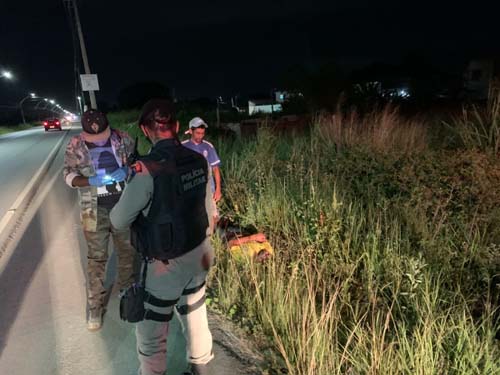 Acidente entre moto e bicicleta deixa 03 feridos na AL-215 em Marechal Deodoro