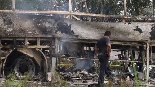 Acidente Entre Ônibus e Caminhão no México Deixa 41 Mortos