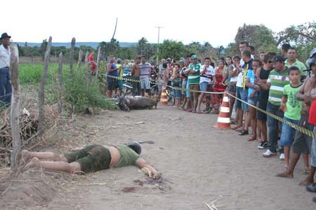 Tragédia: Menor que conduzia moto com dois passageiros morre em acidente