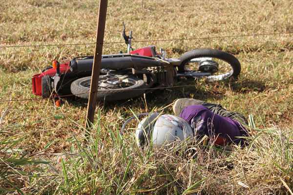 Agricultor perde o controle da motocicleta que conduzia, cai em abismo e morre na zona rural de União