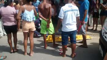 Criança é socorrida em estado grave após ser atropelada por motocicleta em Murici