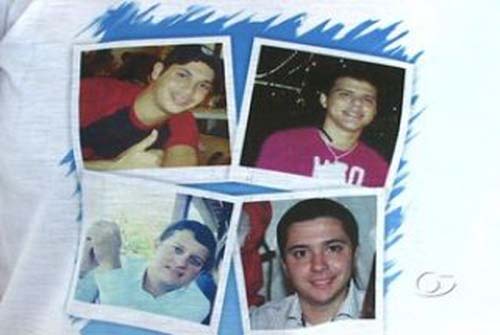 Corpos de vítimas de acidente em Murici são enterrados 