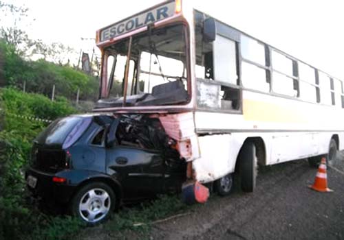 Luto em Belmém-Al: quatro pessoas morrem em acidente no estado de Pernambuco