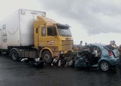Alagoano morre e três ficam feridos em acidente em Pernambuco