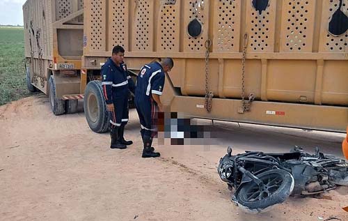 Motociclista morre após bater em caminhão em trecho da BR-101, em Pilar