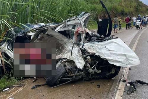 Duas pessoas morrem em colisão entre carro e micro-ônibus na AL-105, em Porto Calvo