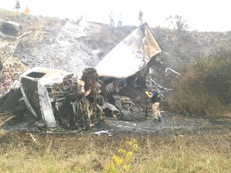 Motorista que dirigia carro roubado provoca acidente com cinco mortes na BR 101 