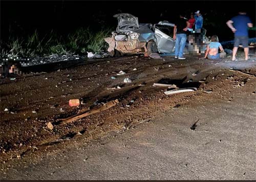 Colisão entre três veículos na BR-319 deixa cinco mortos e um ferido próximo a Humaitá em Porto Velho