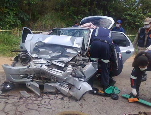Turista morre em grave acidente na AL-101 Norte
