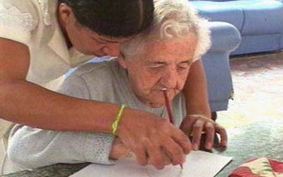 Senado aprova aumento para aposentado que necessitar de acompanhante permanente