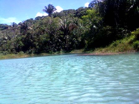 Homem tem ataque epilético, cai em açude, e morre afogado