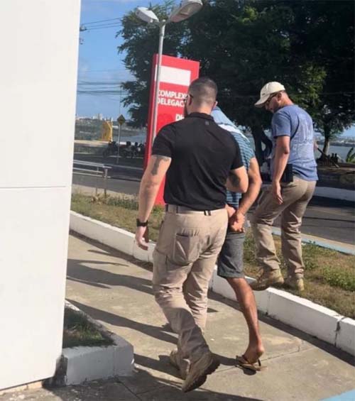 Acusado de matar farmacêutica a pedradas se apresenta à Polícia