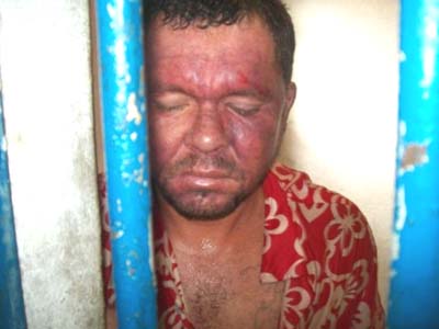 Detento acusado de violentar menor é espancado na delegacia de Delmiro Gouveia