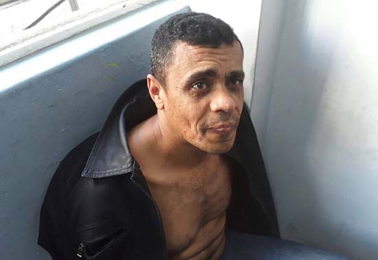 Quem é o autor do ataque a Bolsonaro